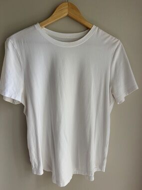 lululemon athletica White Short Sleeve Tee - white